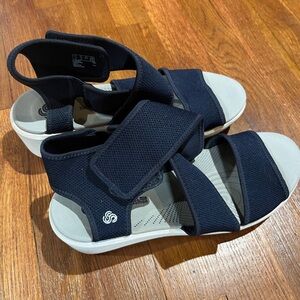 Clarks Cloudsteppers Women's Step Cali Palm Blue Wedge Sandals, size 10